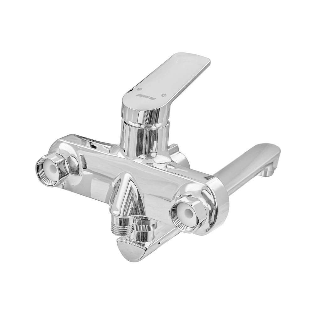 Змішувач для ванни LUCAS-006 SET (з лійкою,шланга,кронштейн) Хром Plamix