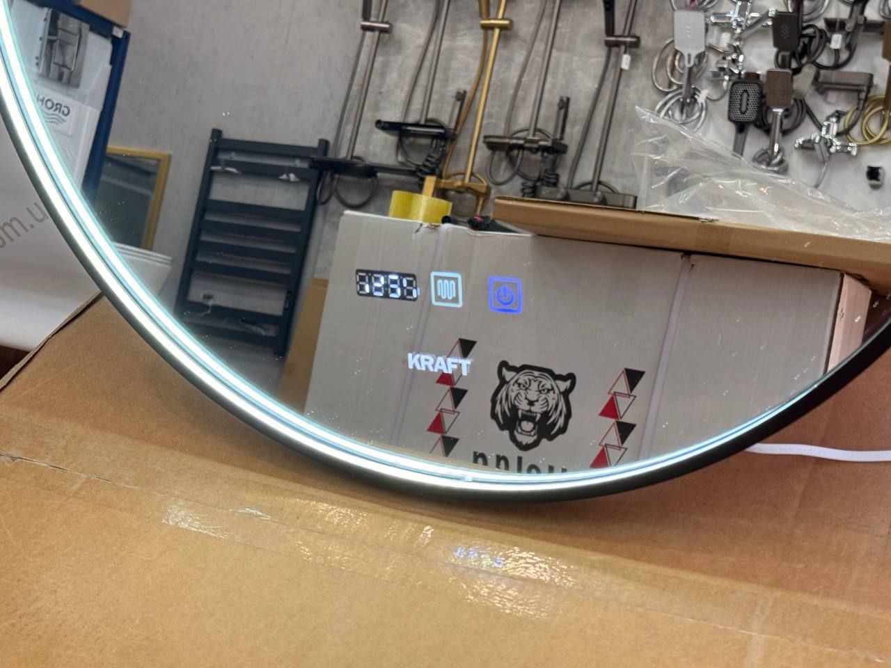 Дзеркало LED підсвіткою (2041) кругле 6060 Black KRAFT