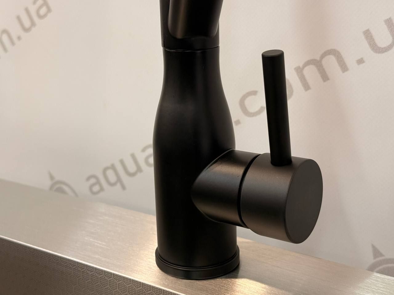 Змішувач для кухні KRF-3025 магнітне кріплення Black KRAFT