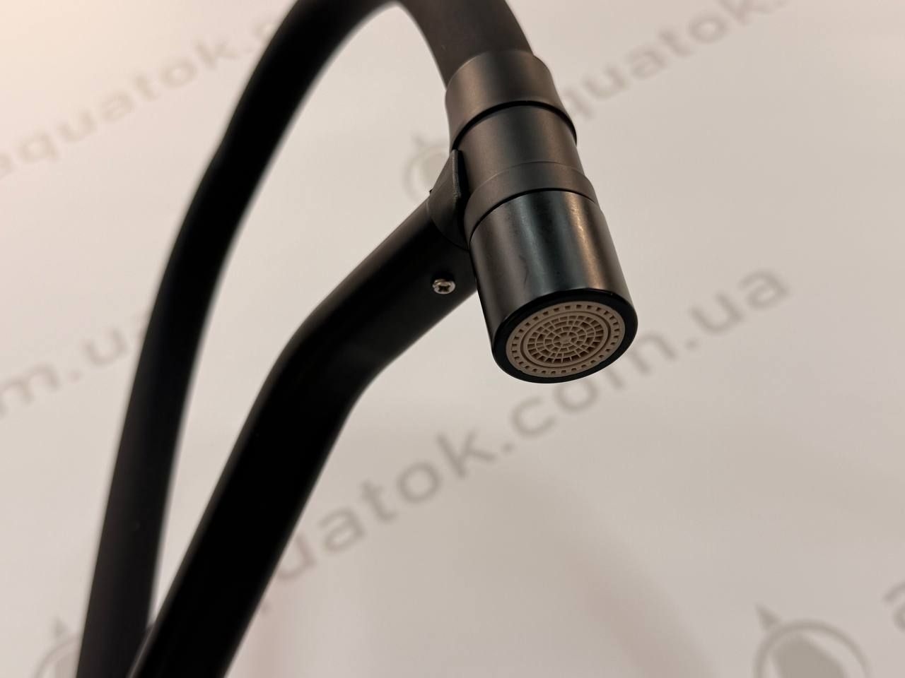 Змішувач для кухні KRF-3025 магнітне кріплення Black KRAFT