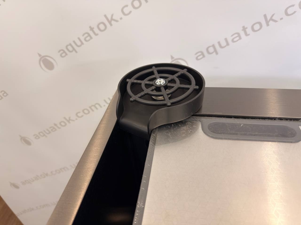 Мийка кухонна Handmade 6845 (3.0\0.8) PVD Black Decor AQUATOK